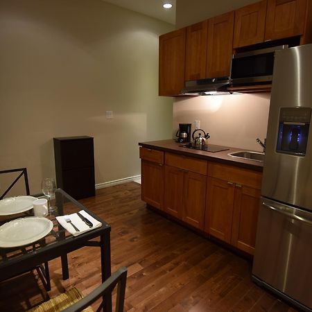 The Lion Inn & Suites Chetwynd Экстерьер фото