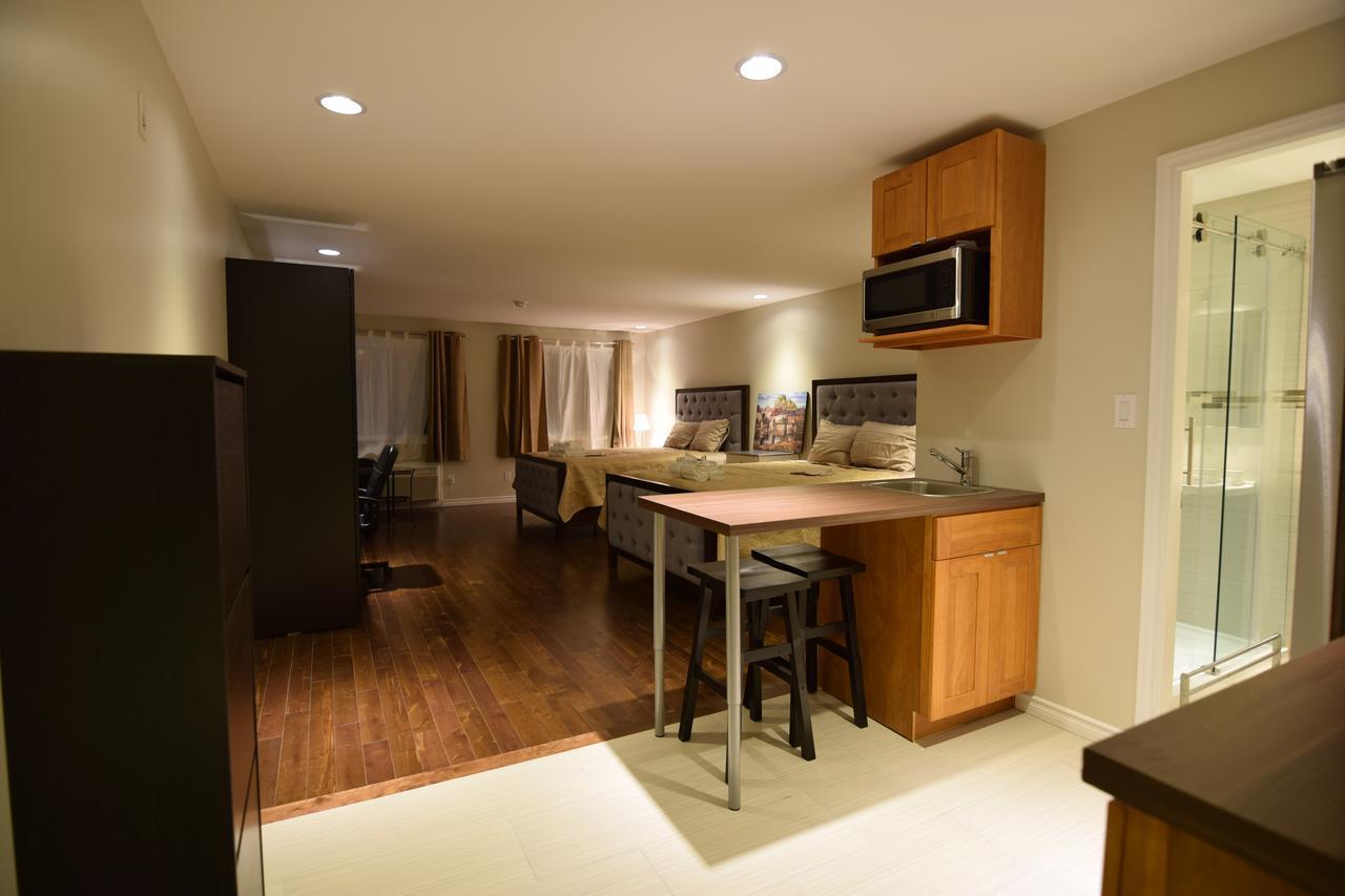 The Lion Inn & Suites Chetwynd Экстерьер фото